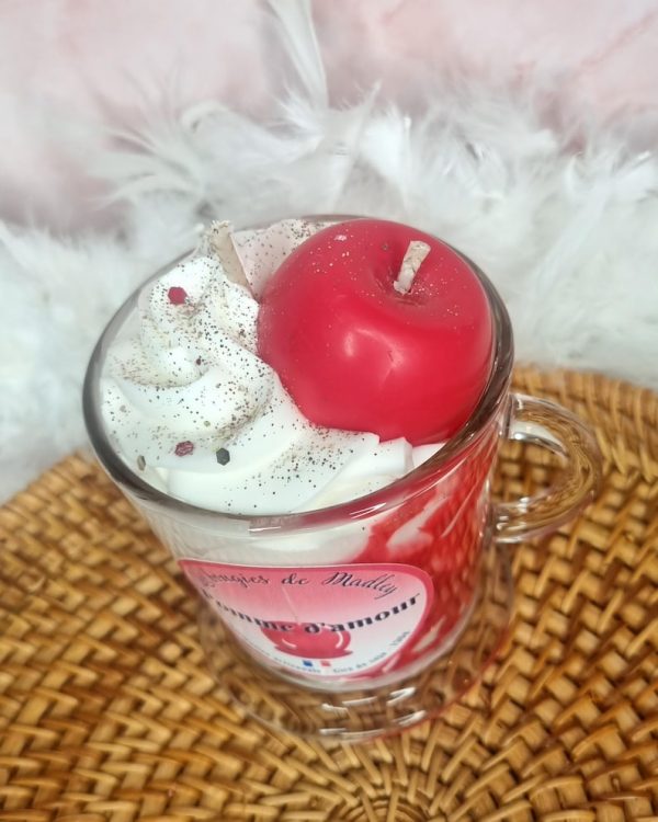 Bougie tasse gourmande Pomme d’Amour – Image 2